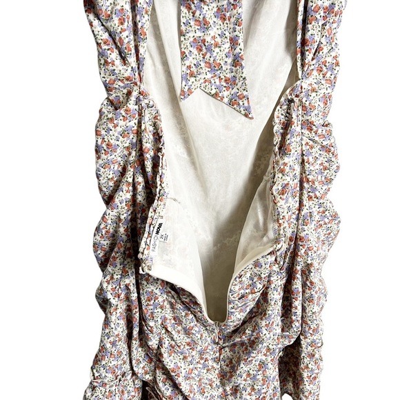 Fashion Nova - Ruched Tie Back Ditsy Floral Dress - Sz. 2X - Picture 6 of 7